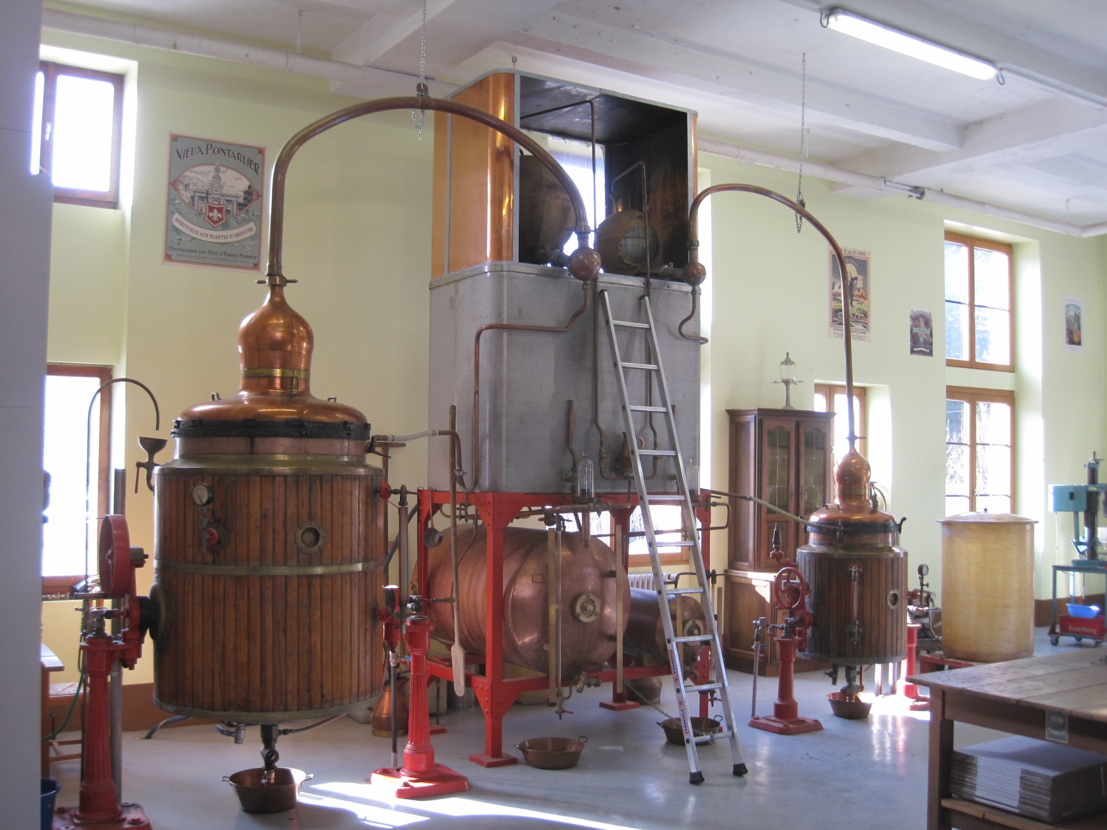 Visite théâtralisée de la distillerie Pernot